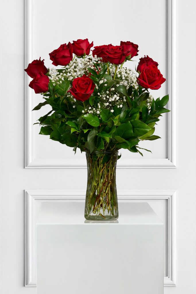 Dozen Luxury Red Roses: Elegant Roses for Love & Special Occasions