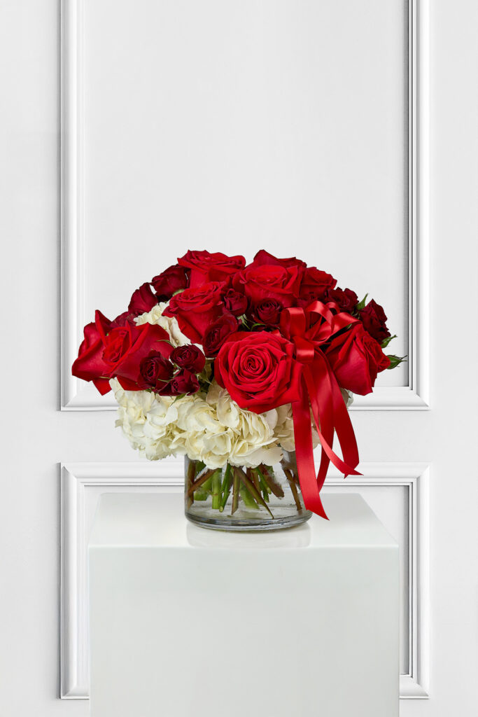 Red Rose Bouquet: Elegant Roses & Hydrangeas for Love & Romance
